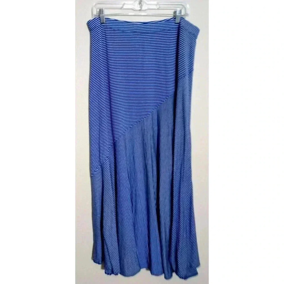 Chico's Maxi Skirt Flare Blue White Striped Elastic Waist Stretch Size 2 (US Lg) - Picture 1 of 4